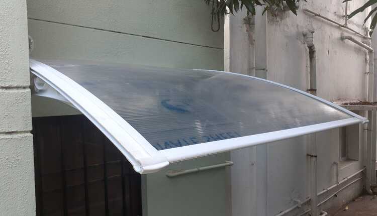 polycarbonate-awnings