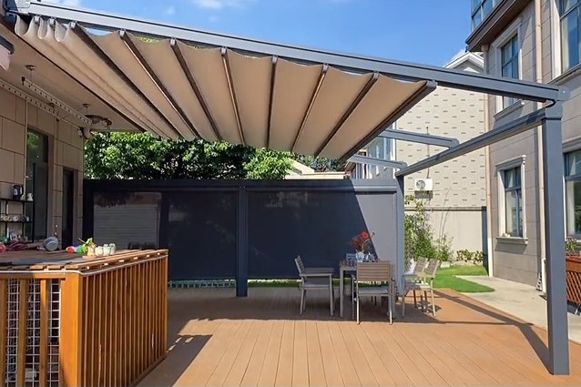 applications of retractable roof